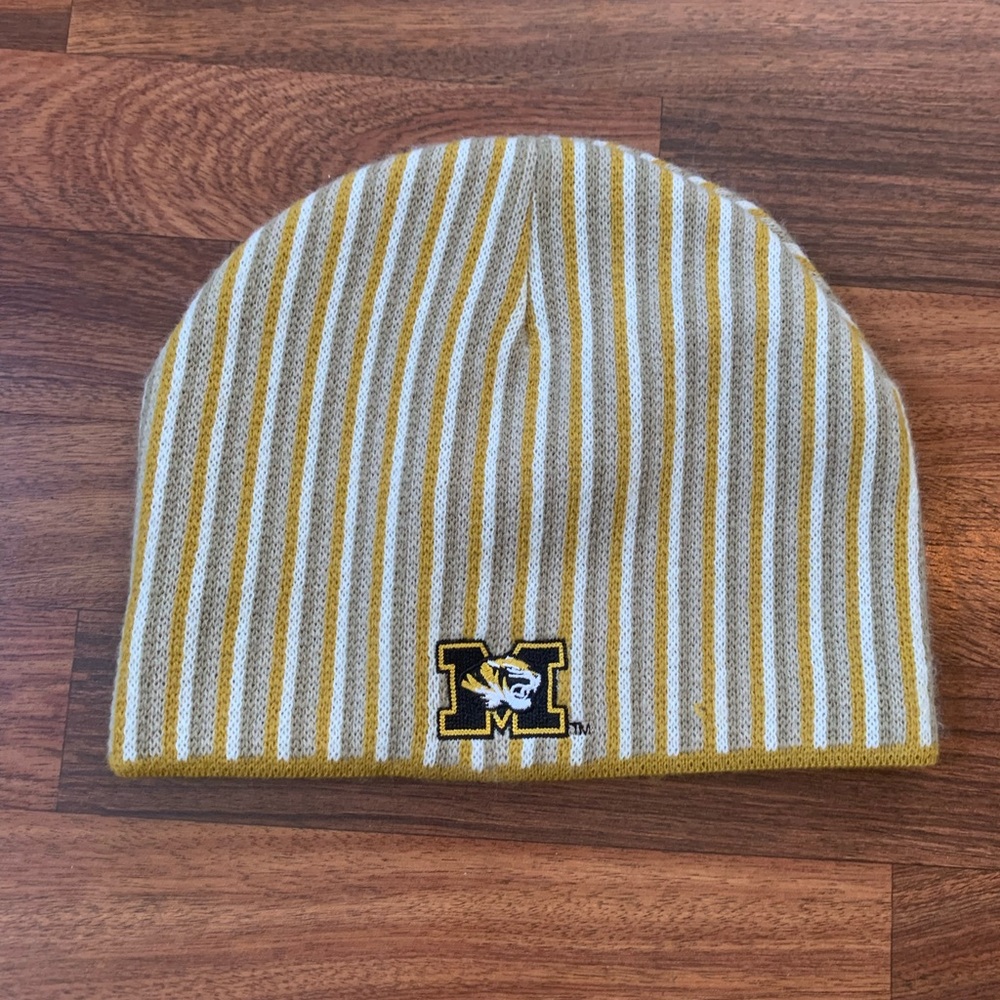 NCAA Missouri Tigers Striped Knit Beanie Hat Embroidered Logo nwot